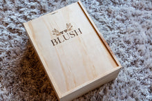 Load image into Gallery viewer, Blush Gin Gift Box & Glass Set